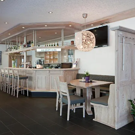 Hotell Hotel Till-Moyland Garni Till